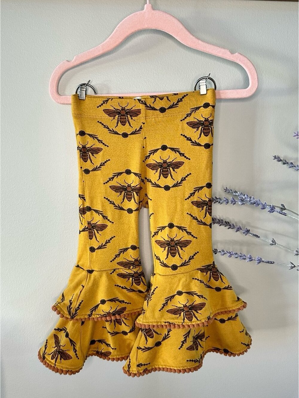 Kate Quinn Golden Floral Bee | Pom Pom Anne Pants | Bamboo | Sz 12-18m
